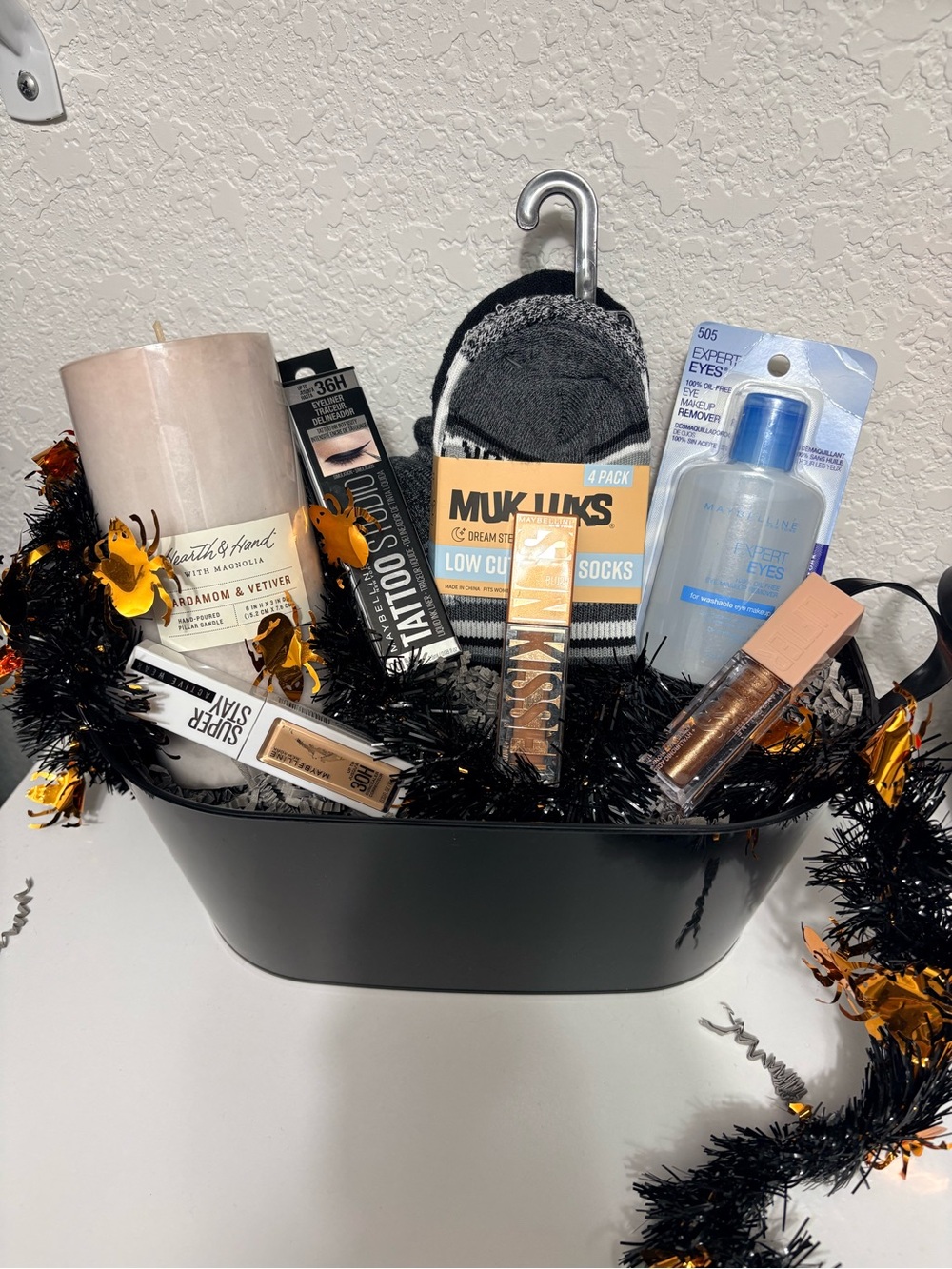 Woman’s / teens boo basket, gift set for girls